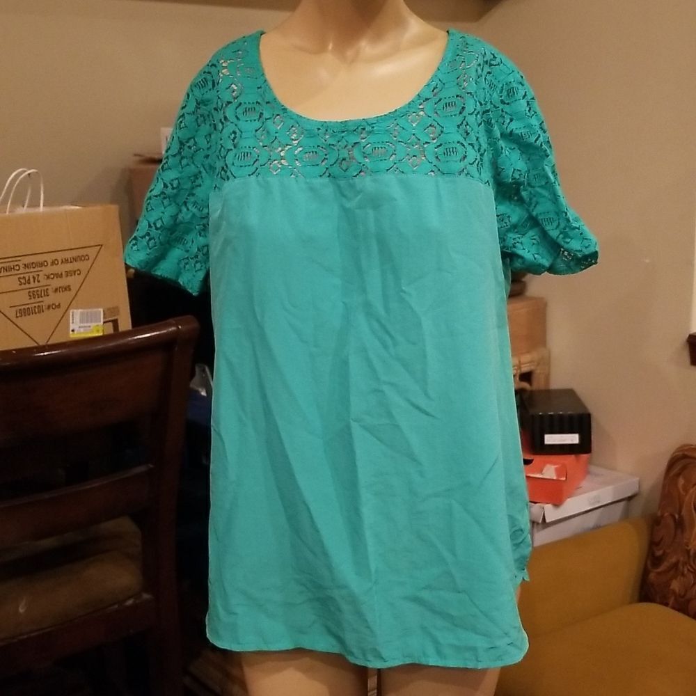 Van heusen Green Lace Detail Top Blouse M